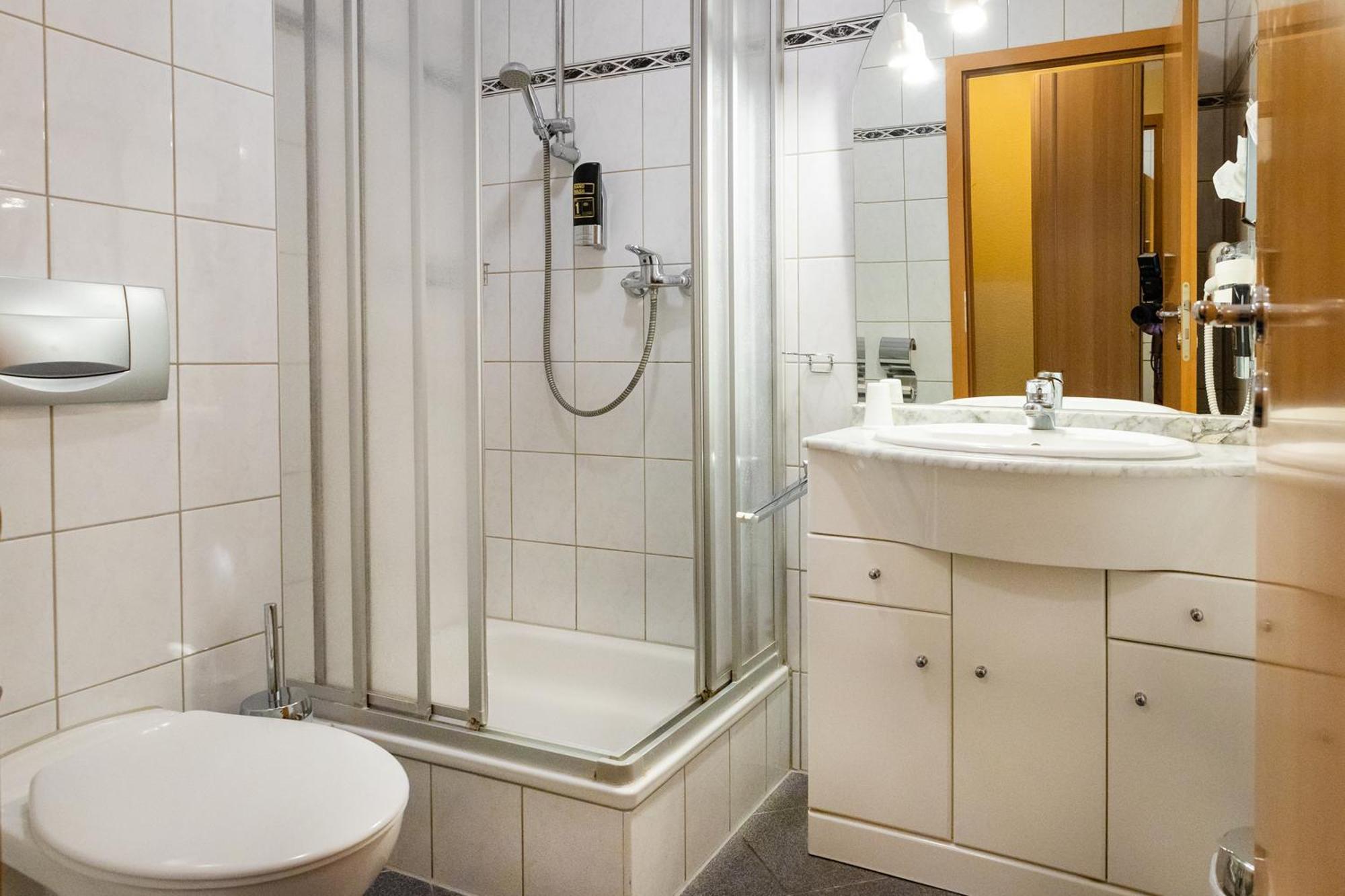 Hotel Restaurant Narasinga Wassenberg エクステリア 写真